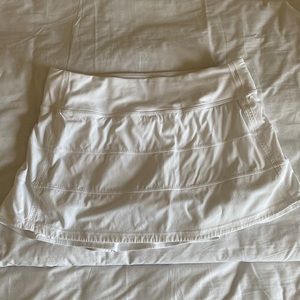 LuluLemon pace rival mid-rise Skirt